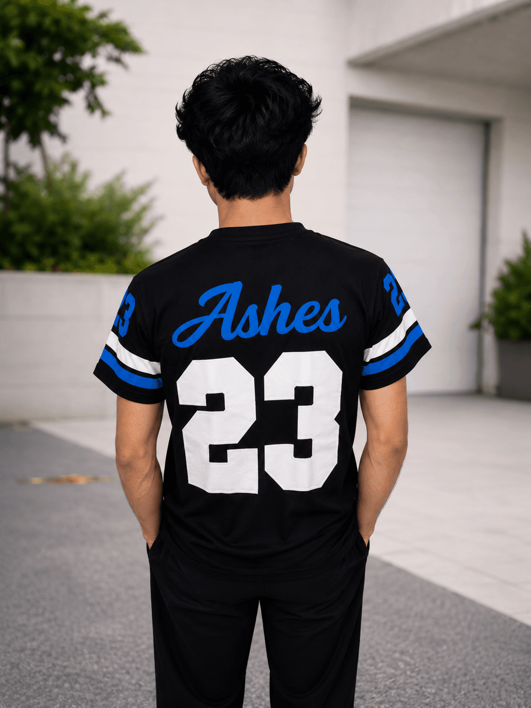 T-shiri