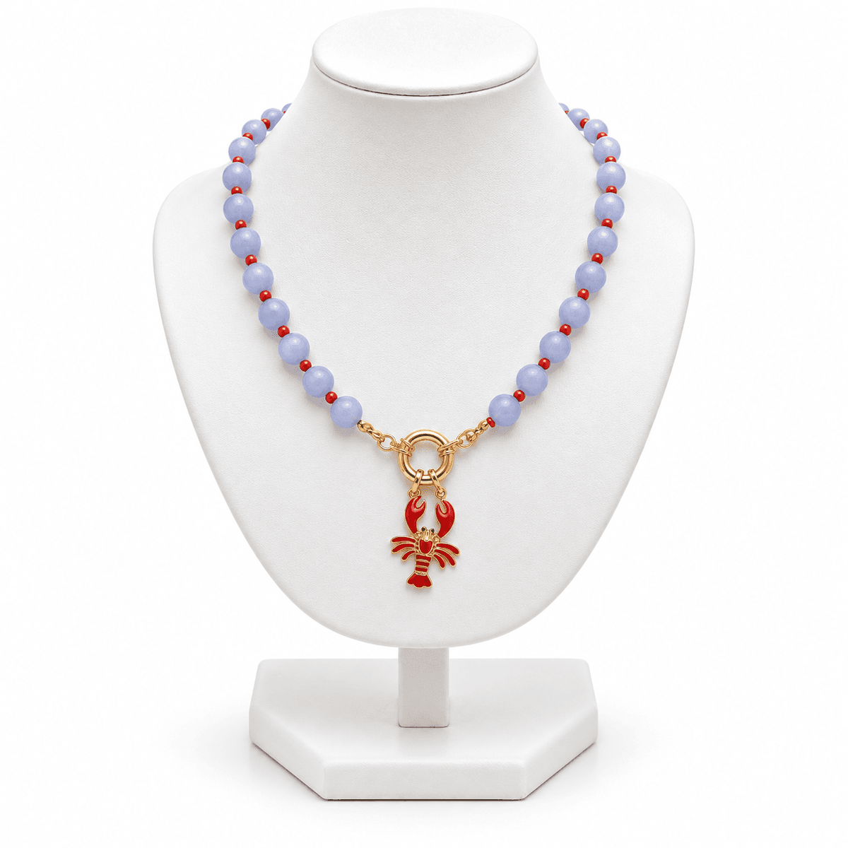 Collier Perles Lavande avec Pendentif Homard Rouge Doré – Bijou Fantaisie Chic Femme