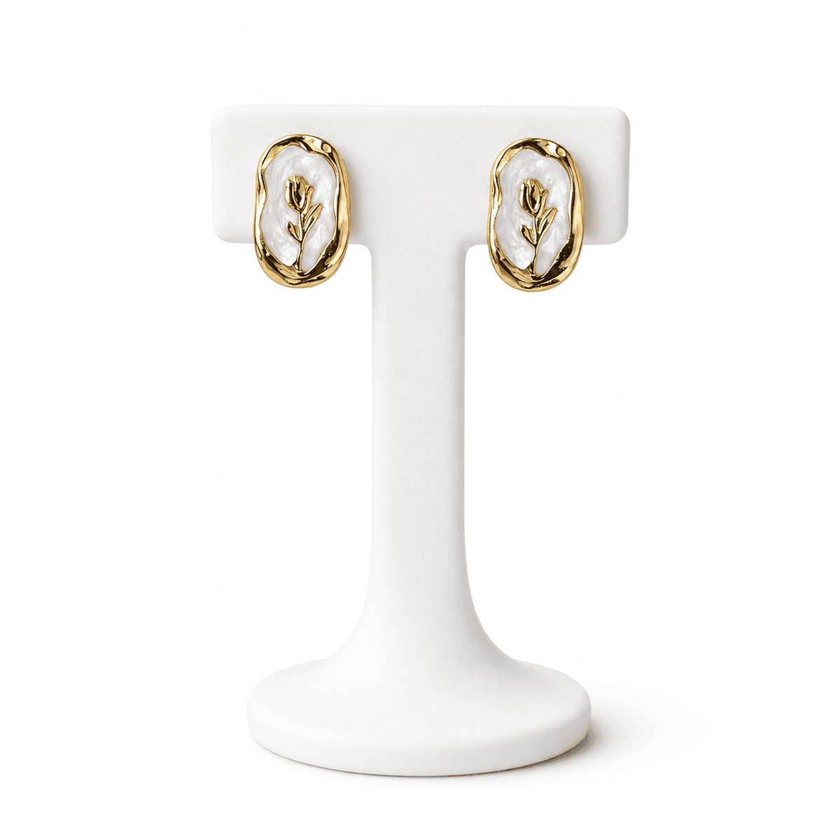 Boucles d’Oreilles Femme Dorées Roseraie Royale en Acier Inoxydable – Fleur Nacrée