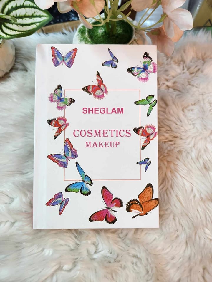 Palette de maquillage SHEGLAM Cosmetics avec motif papillon