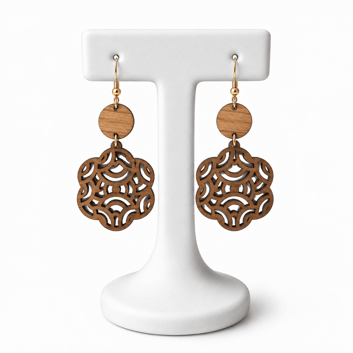 Boucles dâOreilles en Bois Naturel Femme â Design Floral AjourĂ©, Style Artisanal ĂlĂ©gant