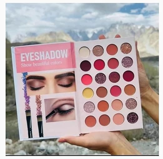 Palette de maquillage SHEGLAM Cosmetics avec motif papillon