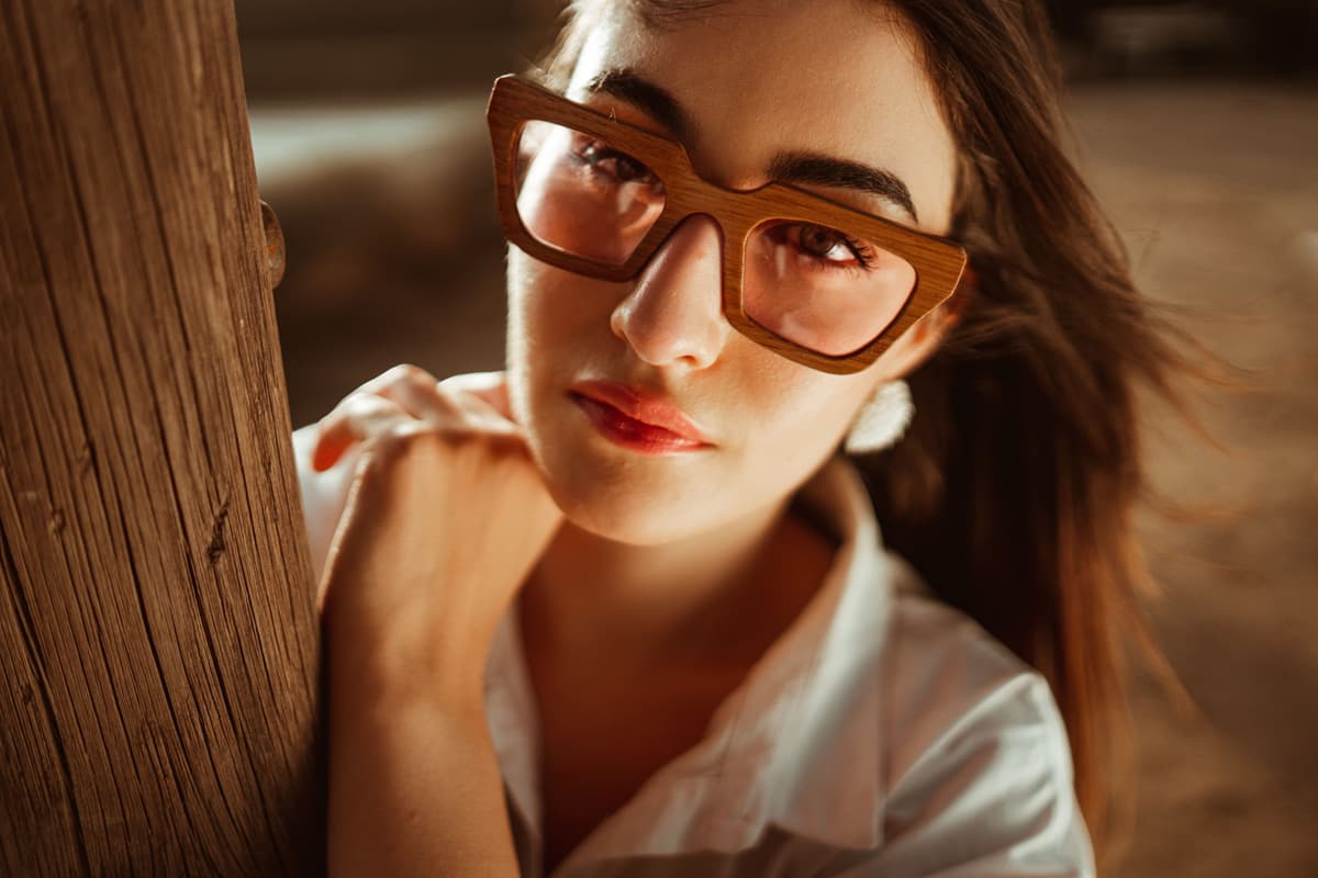lunette en bois noble
