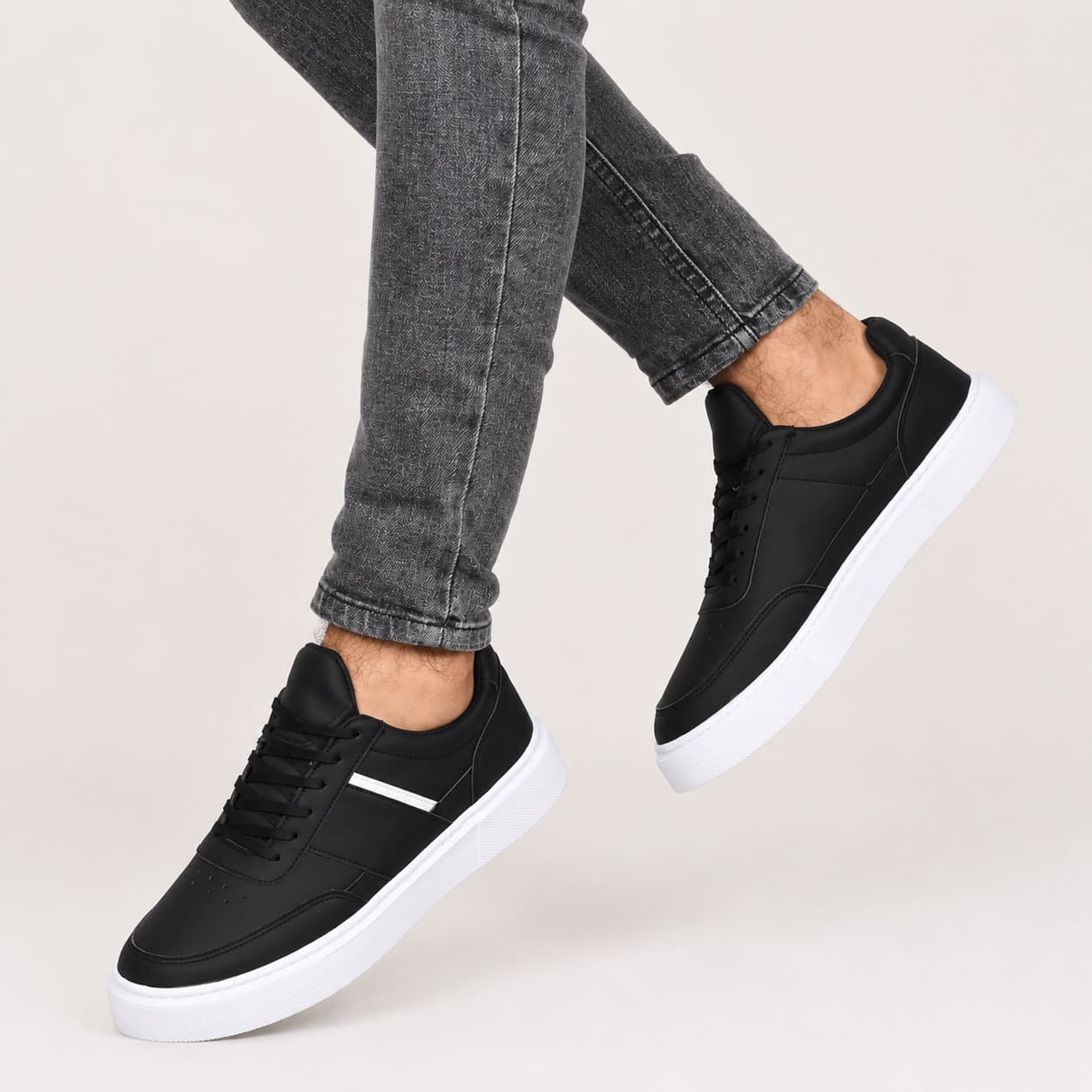 Basket Sport Homme en Simili Cuir Ă Lacets â Chaussure Casual et Tendance RĂ©f. 151